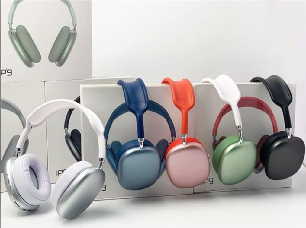 P9 Wireless Bluetooth Headphones – Foldable Over-Ear Headphones With Mic (Best Budget Headphones Pakistan)